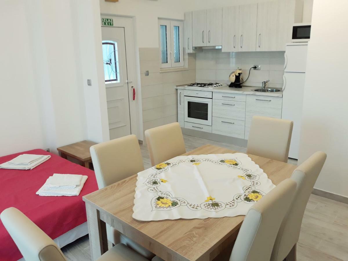 Apartmani Vinko بول المظهر الخارجي الصورة